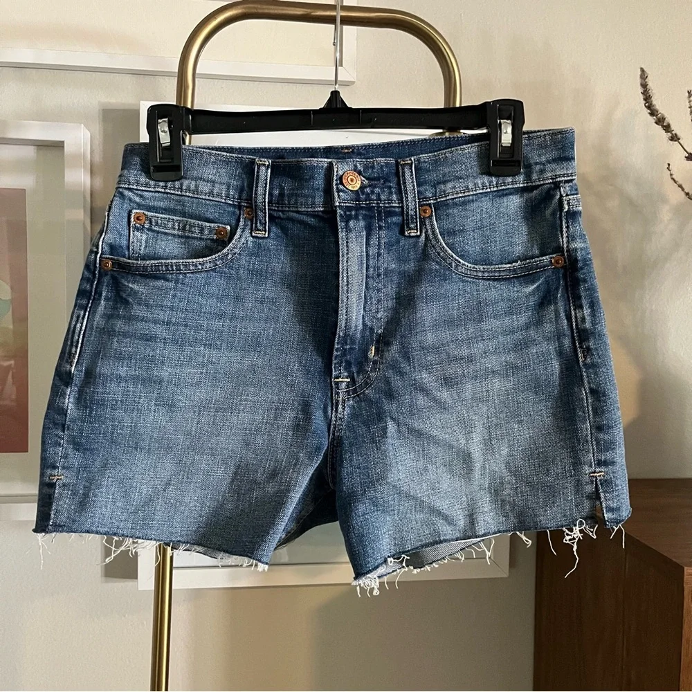 Gap High Rise Shorts - Picture 3 of 5